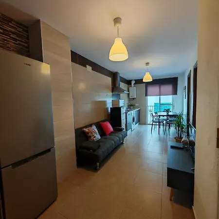 Апартаменти Maribel 2 Capacidad 5 Personas *